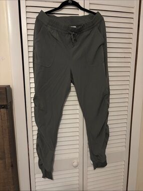 Men's Olive Jogger Sweatpants with Drawstring Waist